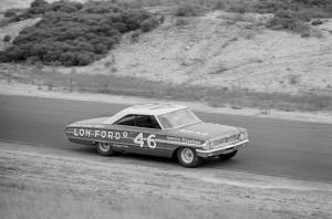 Ford Galaxie 500 Club Victoria NASCAR Race Car